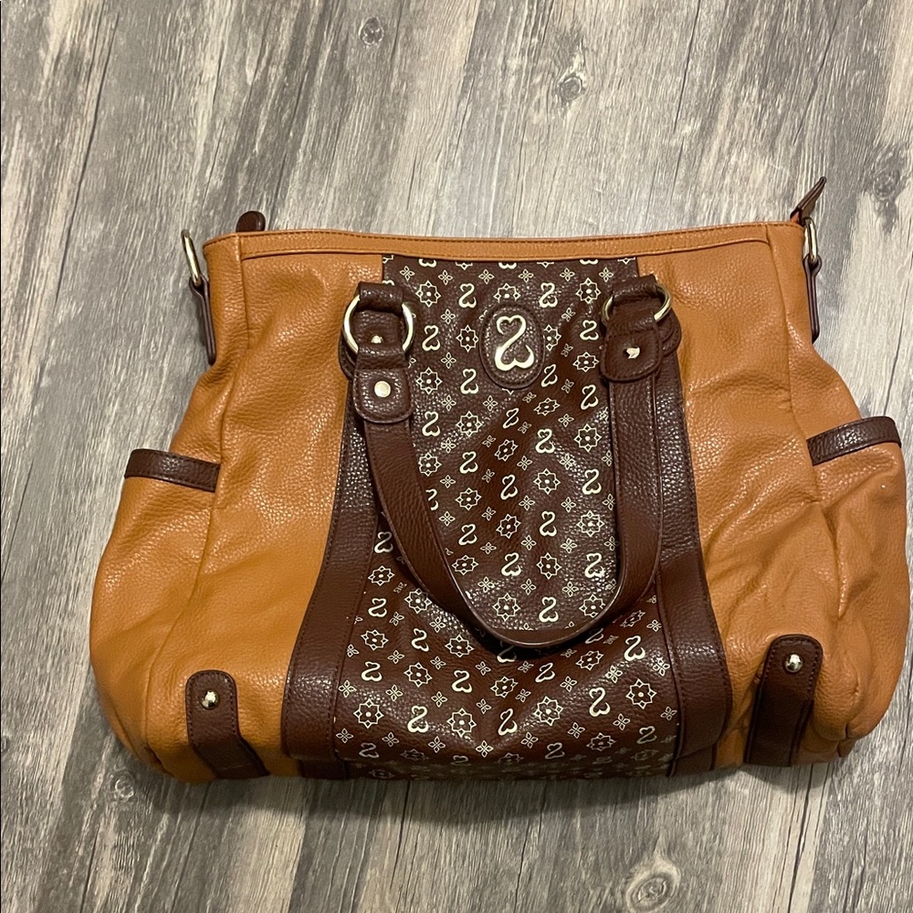 Elegant Tan and Brown Shoulder Bag